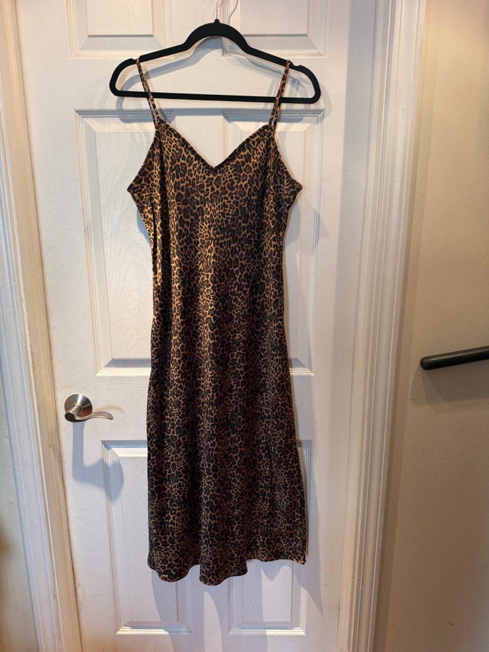 GAP Leopard Print Maxi Slip Dress in Brown and Black-MP